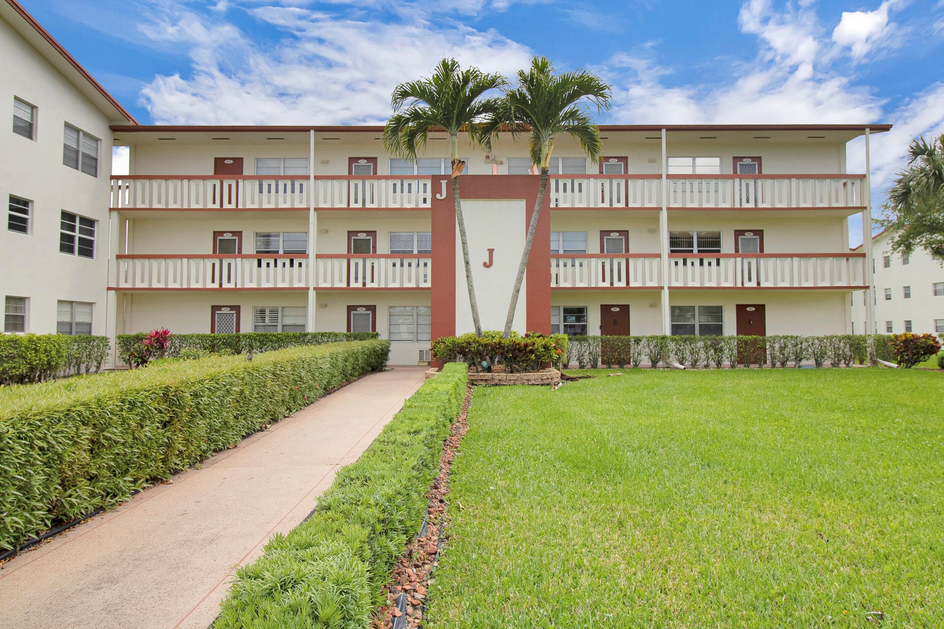 Residence photo 18