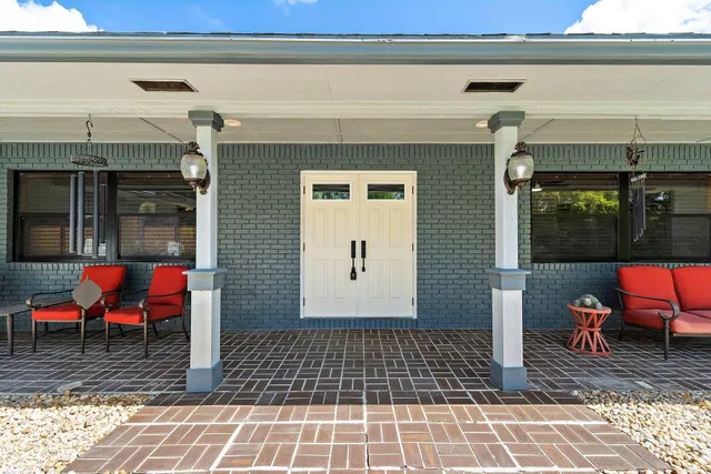  Residence photo 6