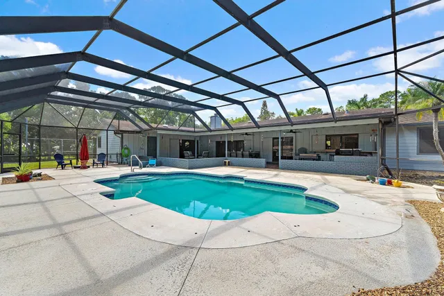  Residence photo 45