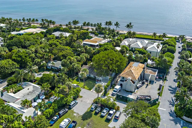 North End Palm Beach Residence photo 36