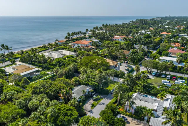 North End Palm Beach Residence photo 38