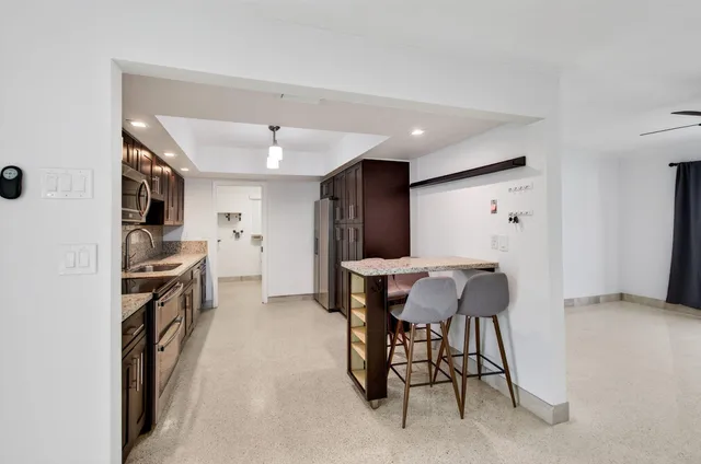 Residence photo 19