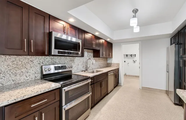 Residence photo 21