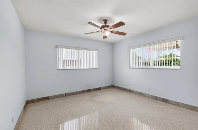 Residence photo 31