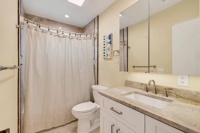 Residence photo 33