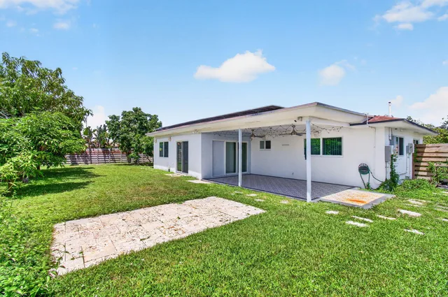 Residence photo 41