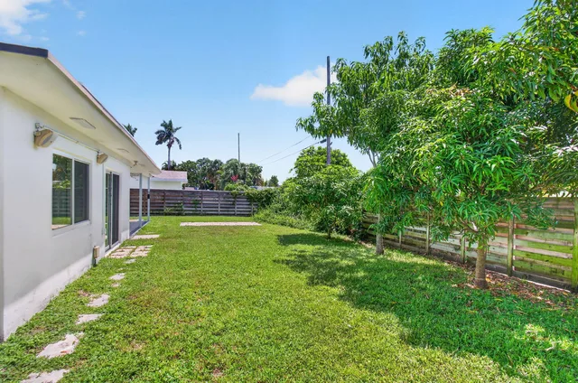 Residence photo 44