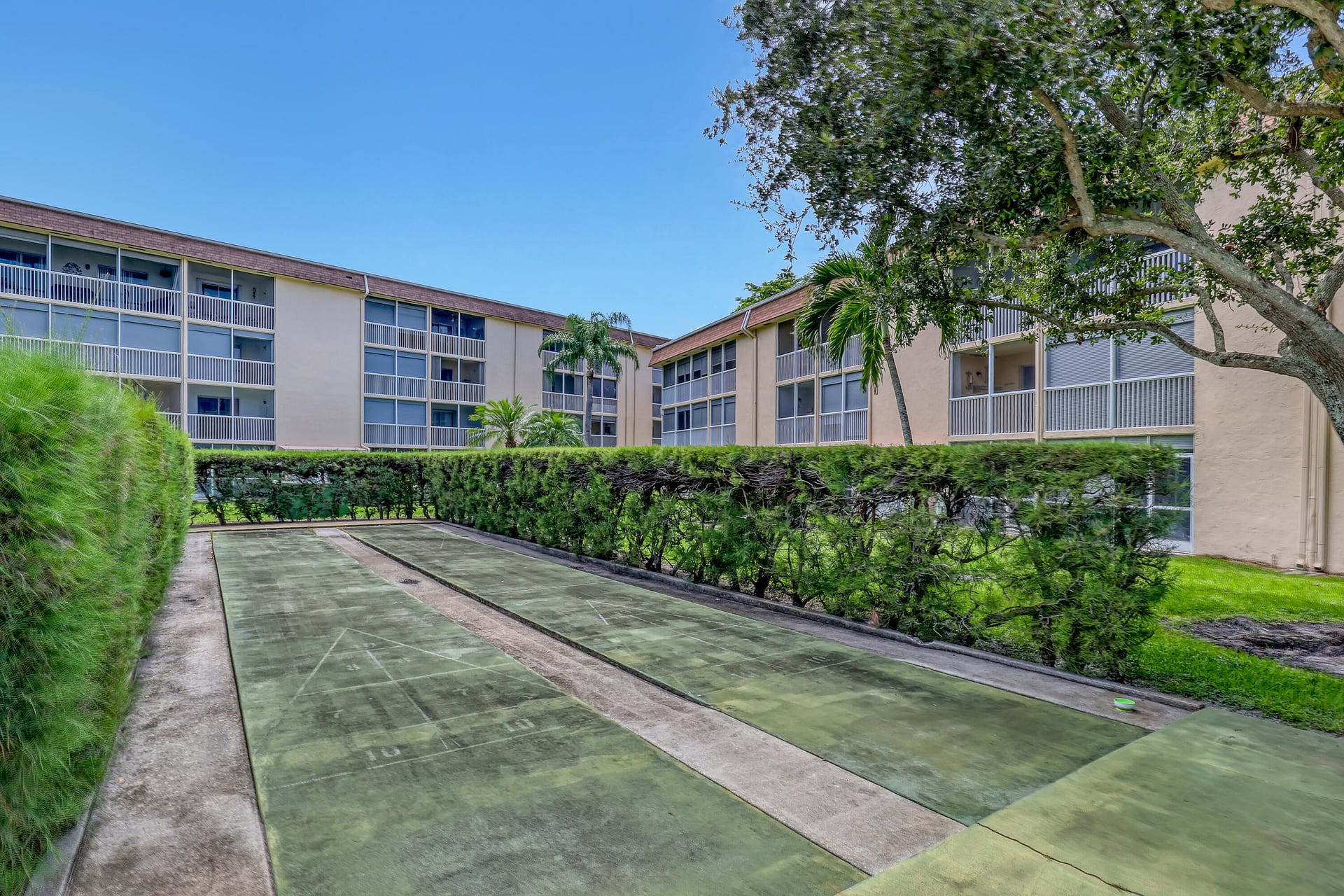 Unit 117 photo 17