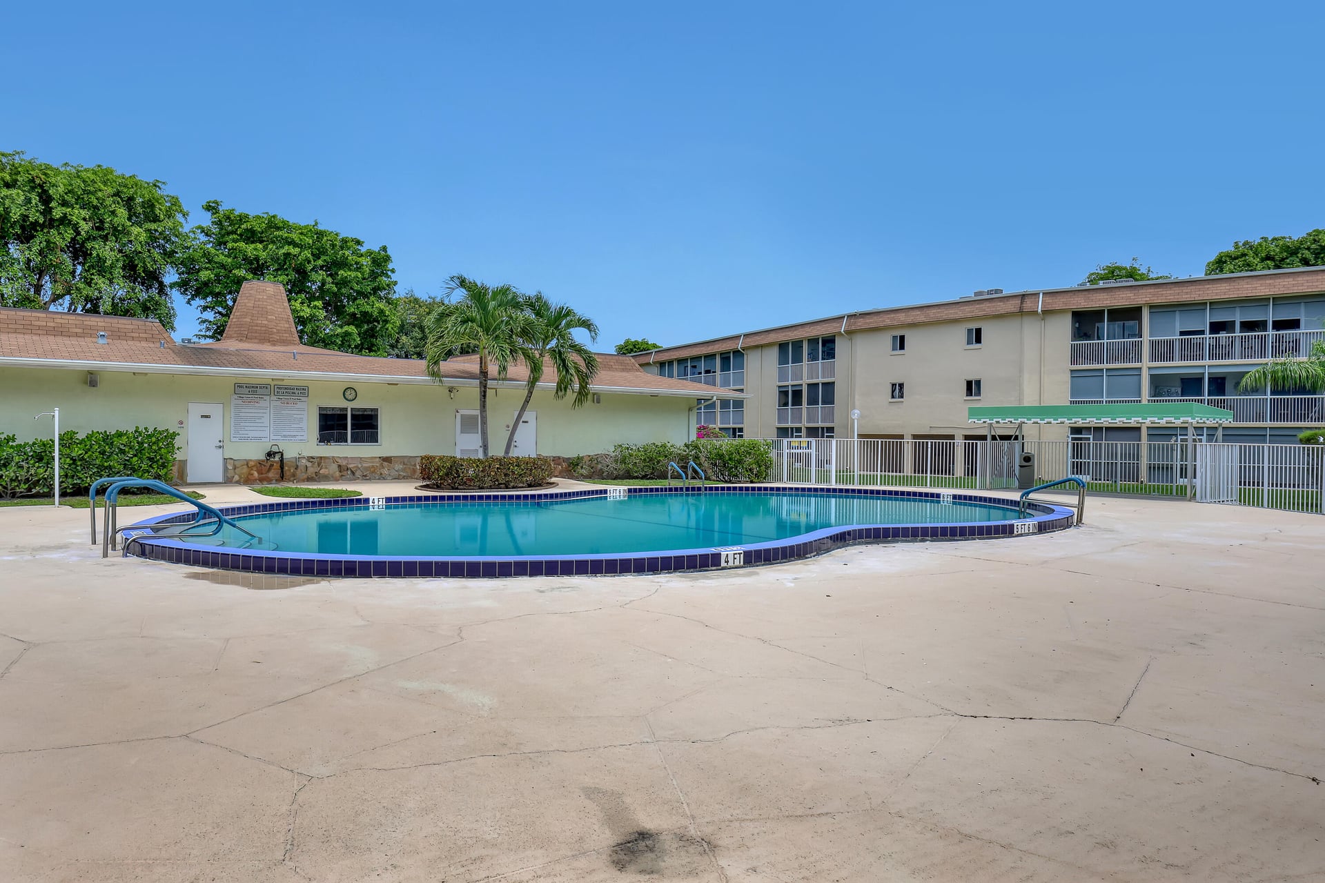 Unit 117 photo 18