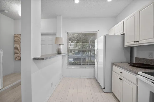 Residence photo 7