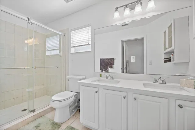 Residence photo 14