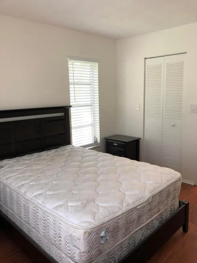 Unit 2140 photo 13