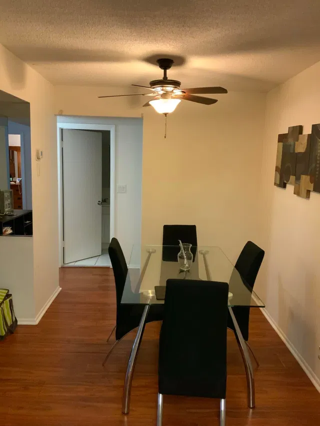 Unit 2140 photo 16
