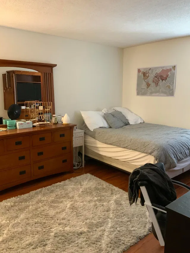 Unit 2140 photo 21