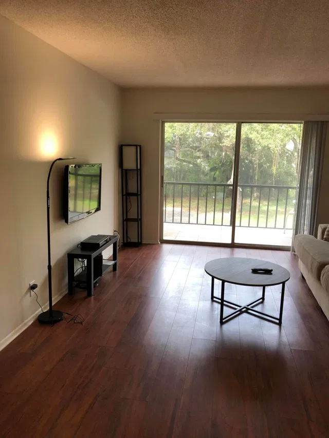 Unit 2140 photo 27