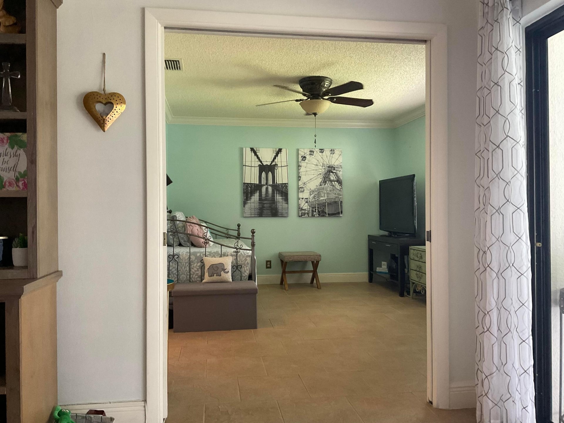 Unit 212E photo 21