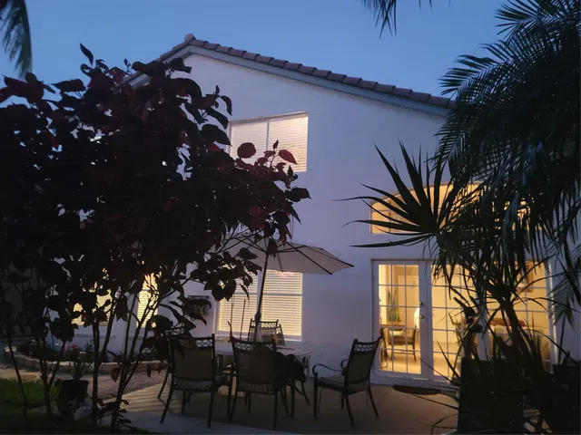 Residence photo 3