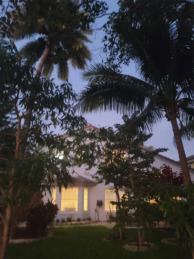 Residence photo 6
