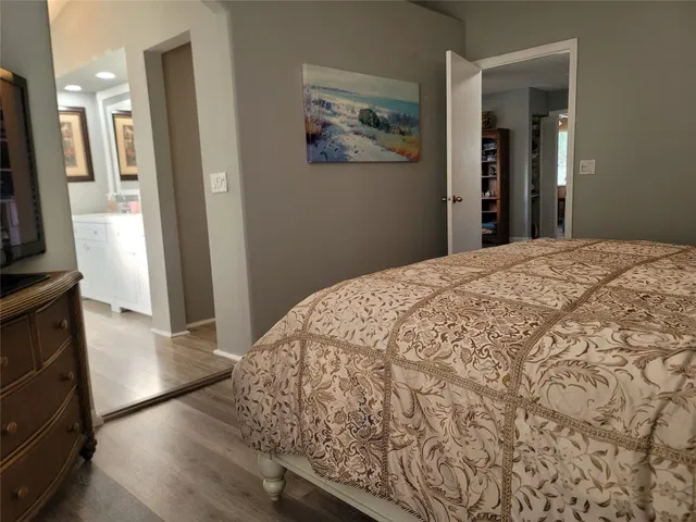 Residence photo 20