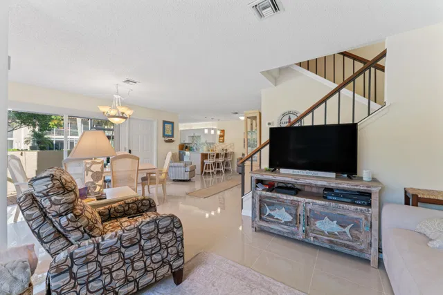 Jupiter Harbour Unit 803 photo 11
