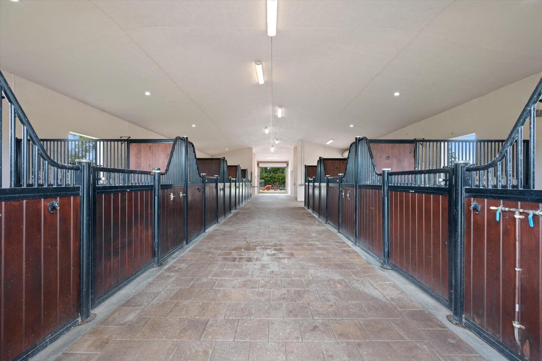 Residence photo 4