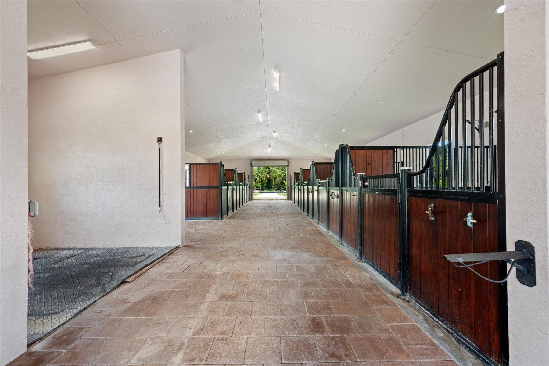 Residence photo 9