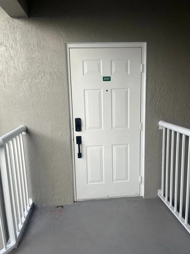 Unit 156 photo 19