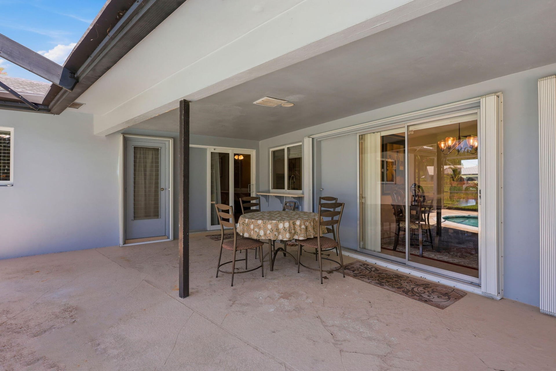 Residence photo 23