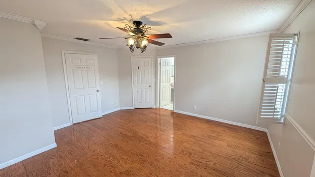  Residence photo 8