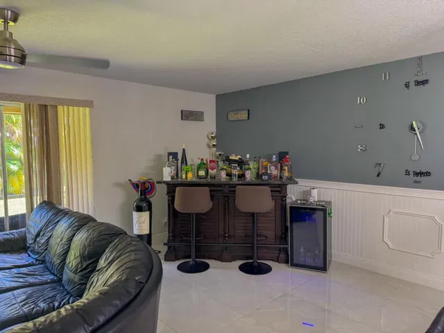 Residence photo 36