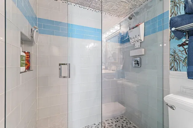  Unit F202 photo 27