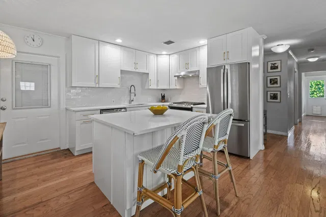 Residence photo 12
