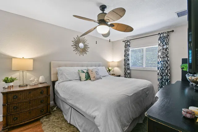 Residence photo 20