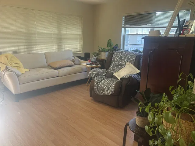 Residence photo 6