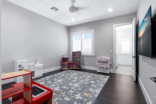 Residence photo 26