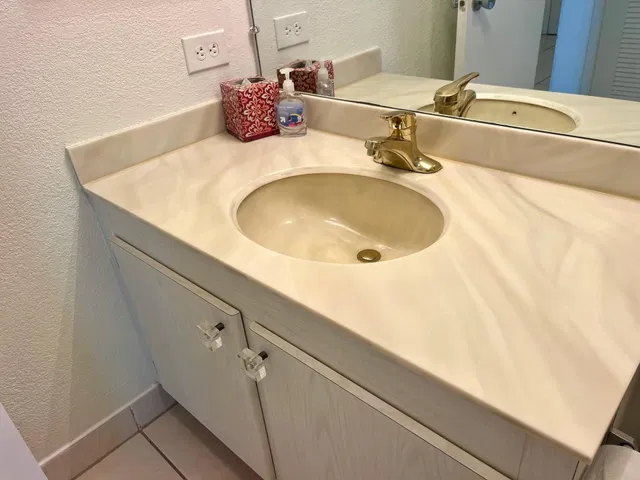 Unit 301 photo 25