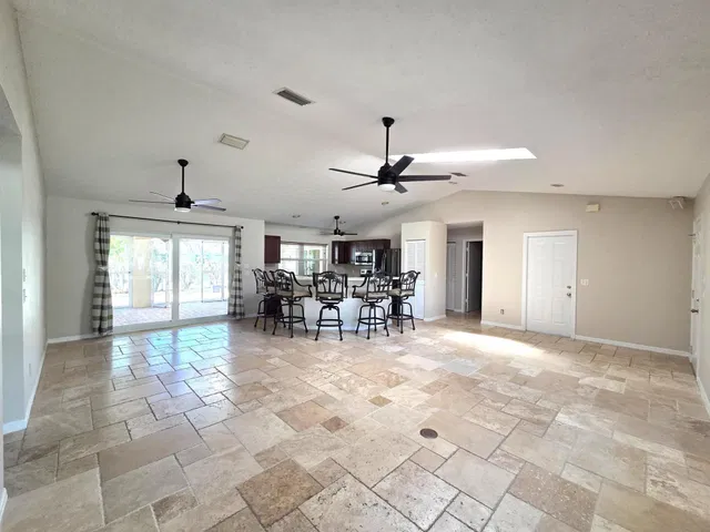 Rocky Point Residence photo 6