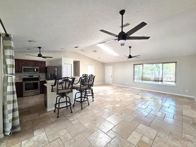 Rocky Point Residence photo 7
