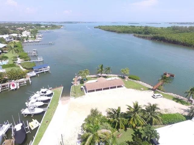 Rocky Point Residence photo 28