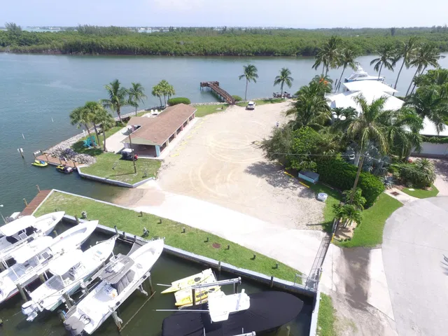 Rocky Point Residence photo 30