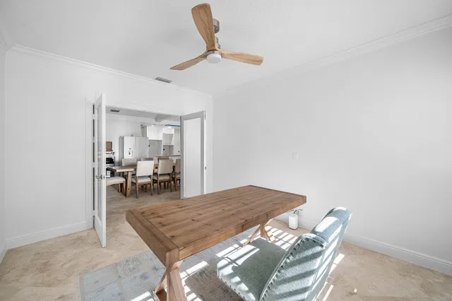 Residence photo 23