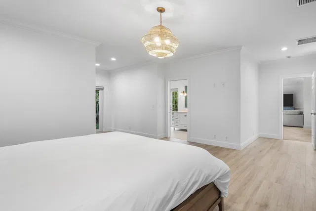 Residence photo 25