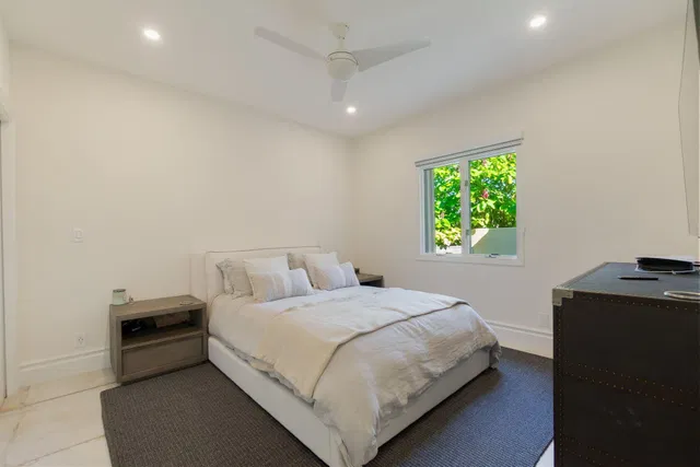 Residence photo 18