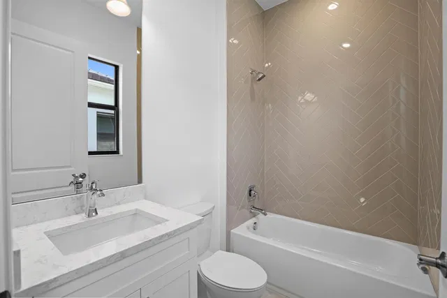 Residence photo 28