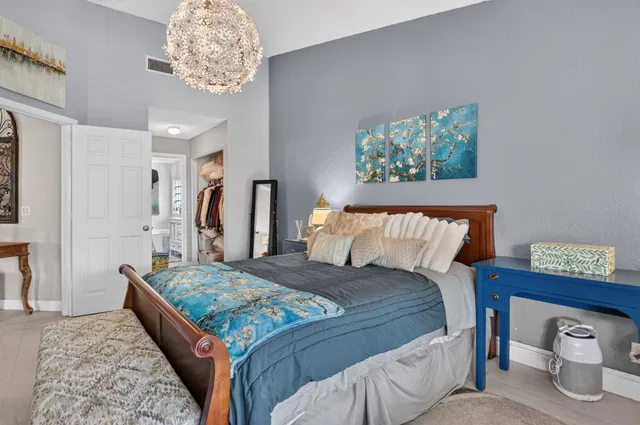 Residence photo 27