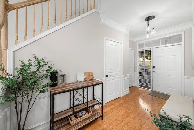 Residence photo 3