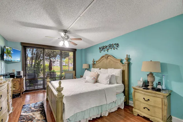  Unit 105 photo 13