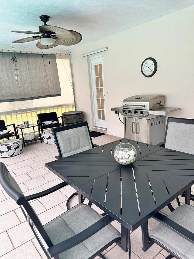 Residence photo 51