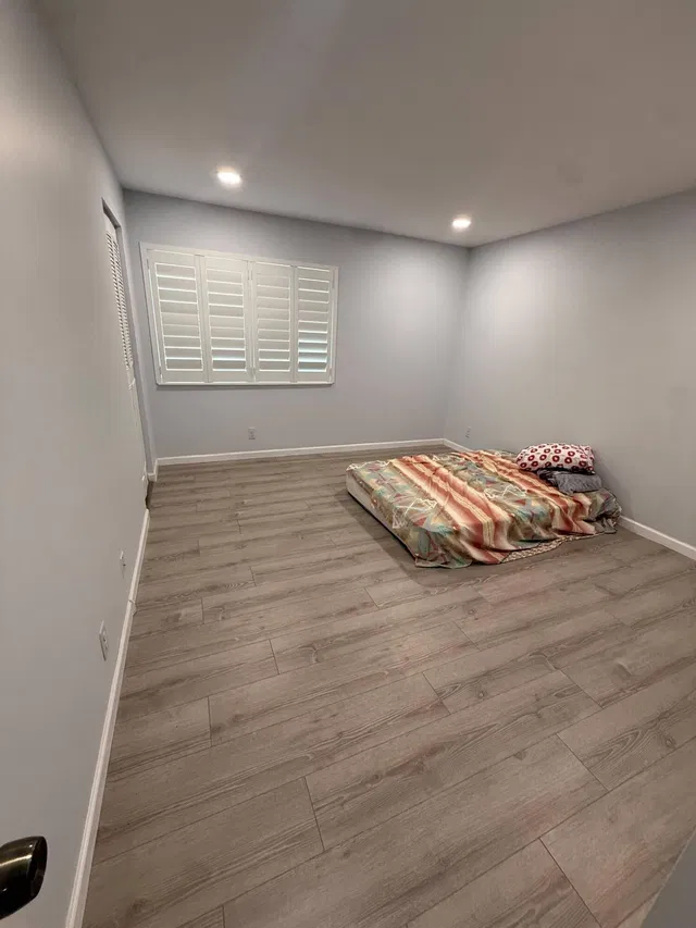 Unit C-2 photo 2