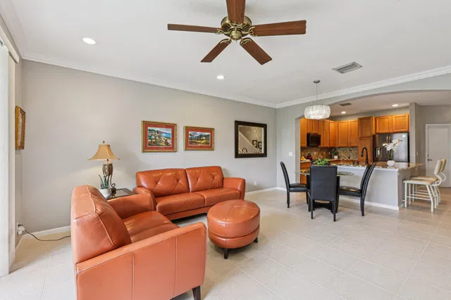 Residence photo 9